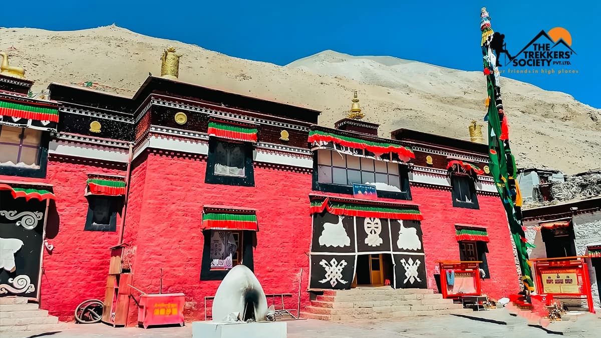 Rongbuk-Monatery-Everest-Tibet