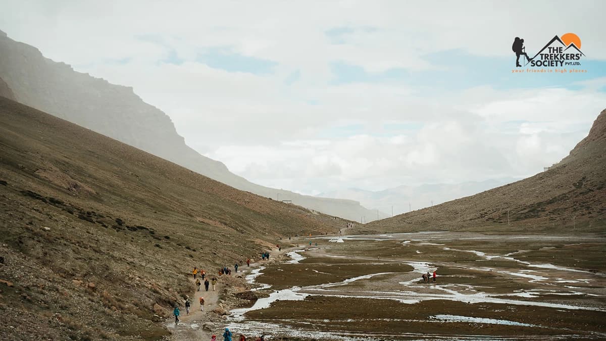 Tibet-Rainy-Deraphuk-Road